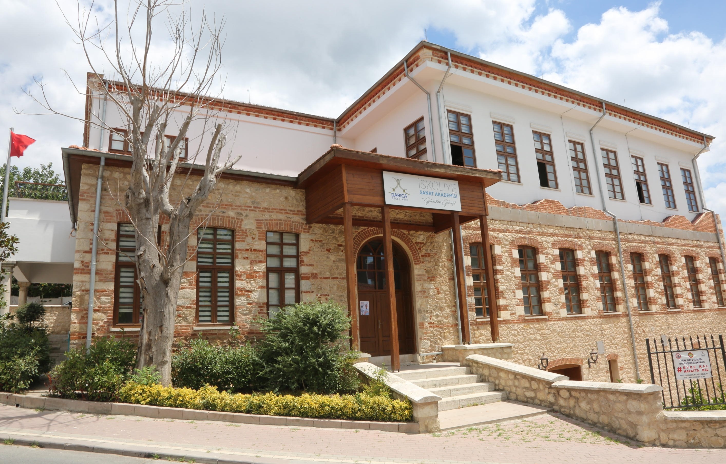 TARİHİ BİNALARIN RESTORASYONU