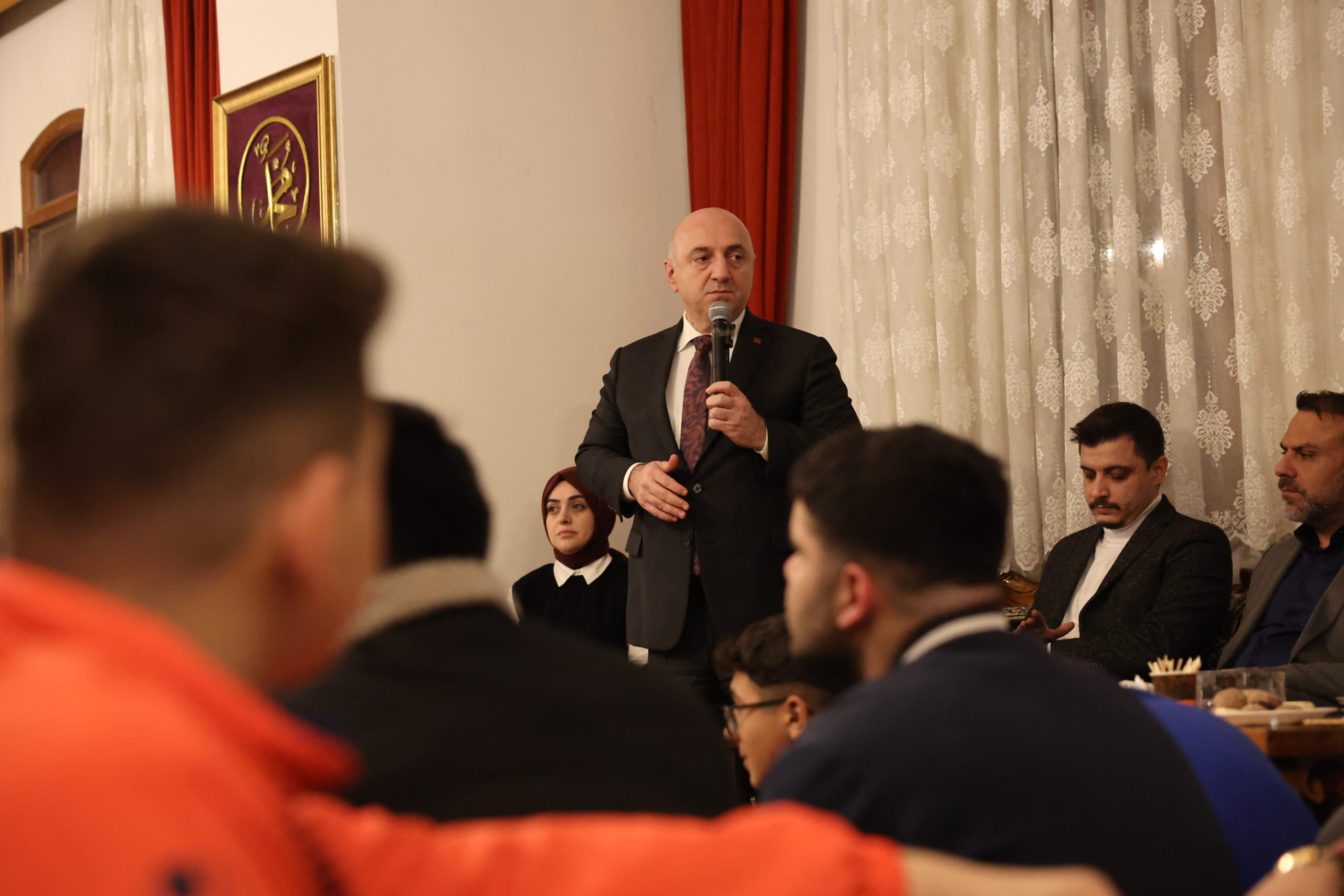 Bıyık: "Yeni yüzyıl Darıca’da gençlerin yüzyılı olacak"