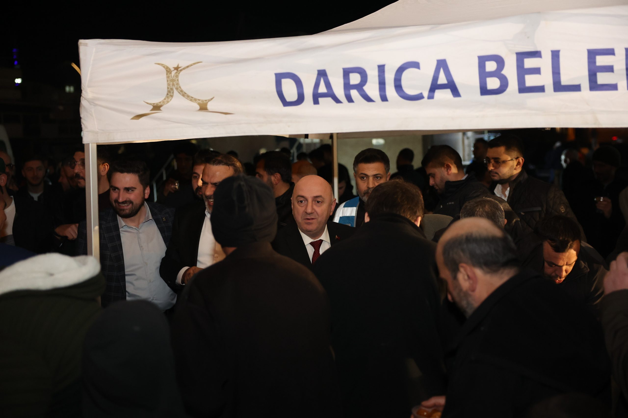 Darıca’da 6 Şubat depreminde hayatını kaybedenler anısına lokma dağıtıldı