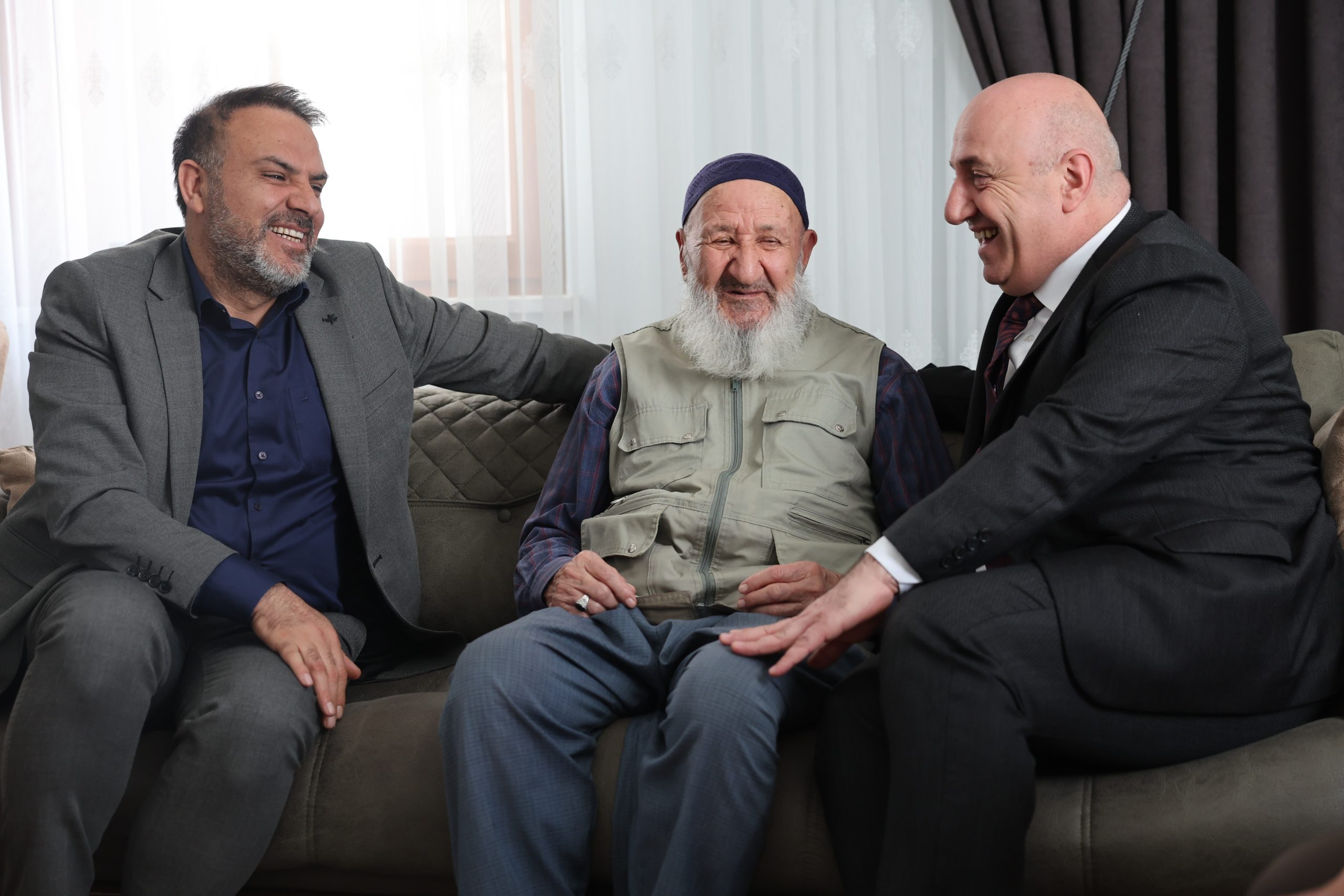 Başkan Bıyık’tan ‘Darıca Emekli Evi’ müjdesi