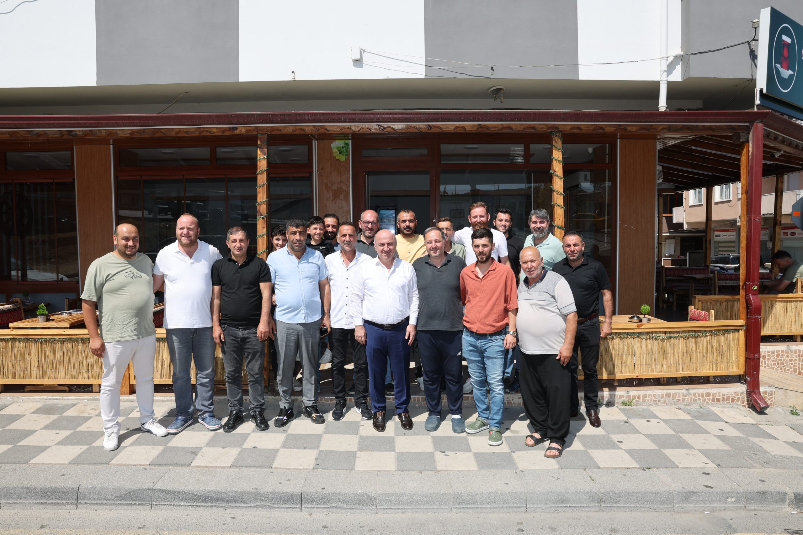 Başkan Bıyık, Nenehatun esnafını dinledi