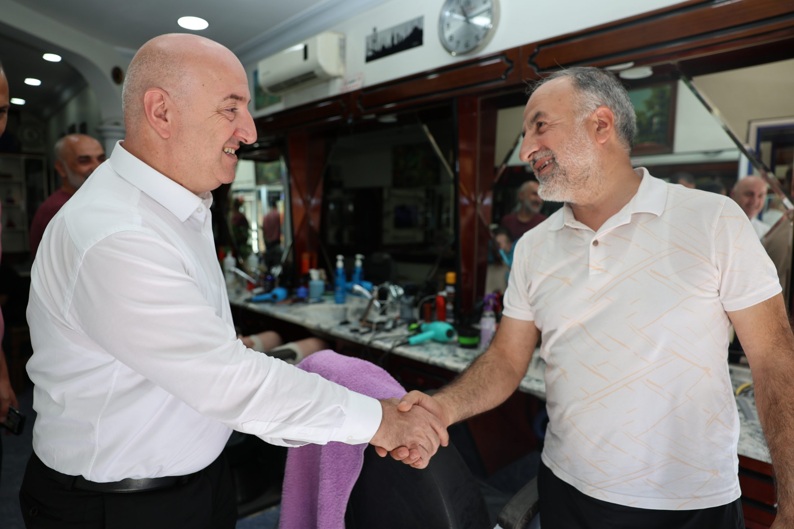 Bıyık: ‘Esnaflar toplumun temel taşıdır’